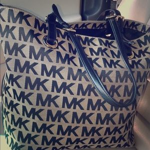 MK tote purse